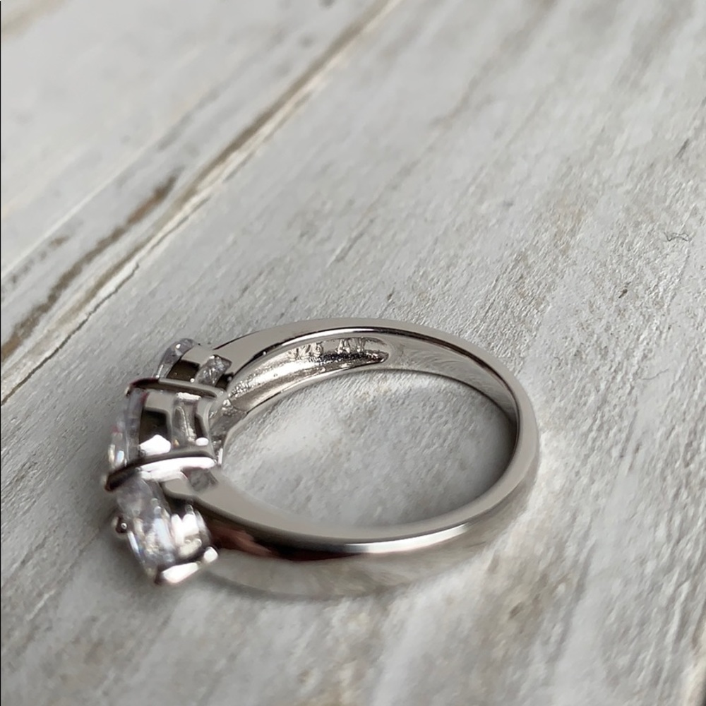 NEW Argento Vivo 3 Stone Sterling Silver Ring - Picture 7 of 8